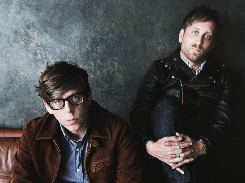 The Black Keys, Band of Horses & Ceramic Animal